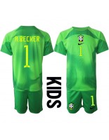 Brazílie Alisson Becker #1 Brankářské Venkovní dres pro děti MS 2022 Krátký Rukáv (+ trenýrky)